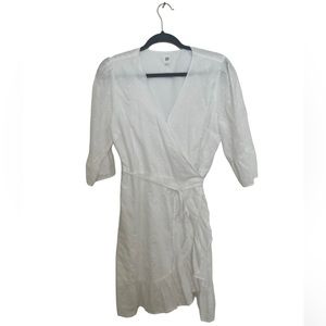 Gap white eyelet wrap dress L